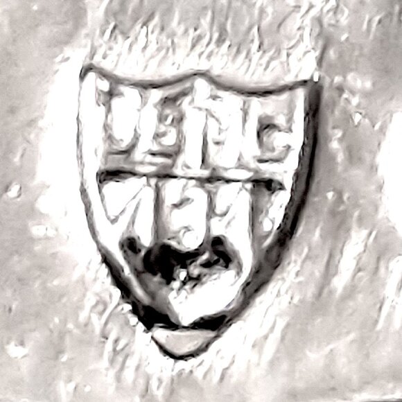 Vintage USMC Rifle Sharpshooter Qualification Badge – N.S. Meyer, Inc. New York - Picture 7 of 7